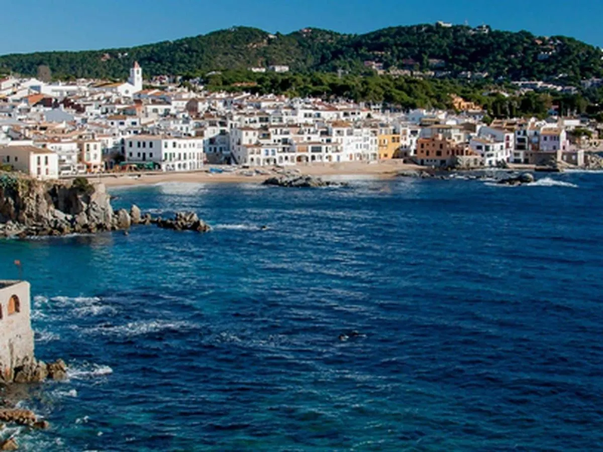 Rustic Holiday Home Les Corts Del Mas Virrei Χιρόνα