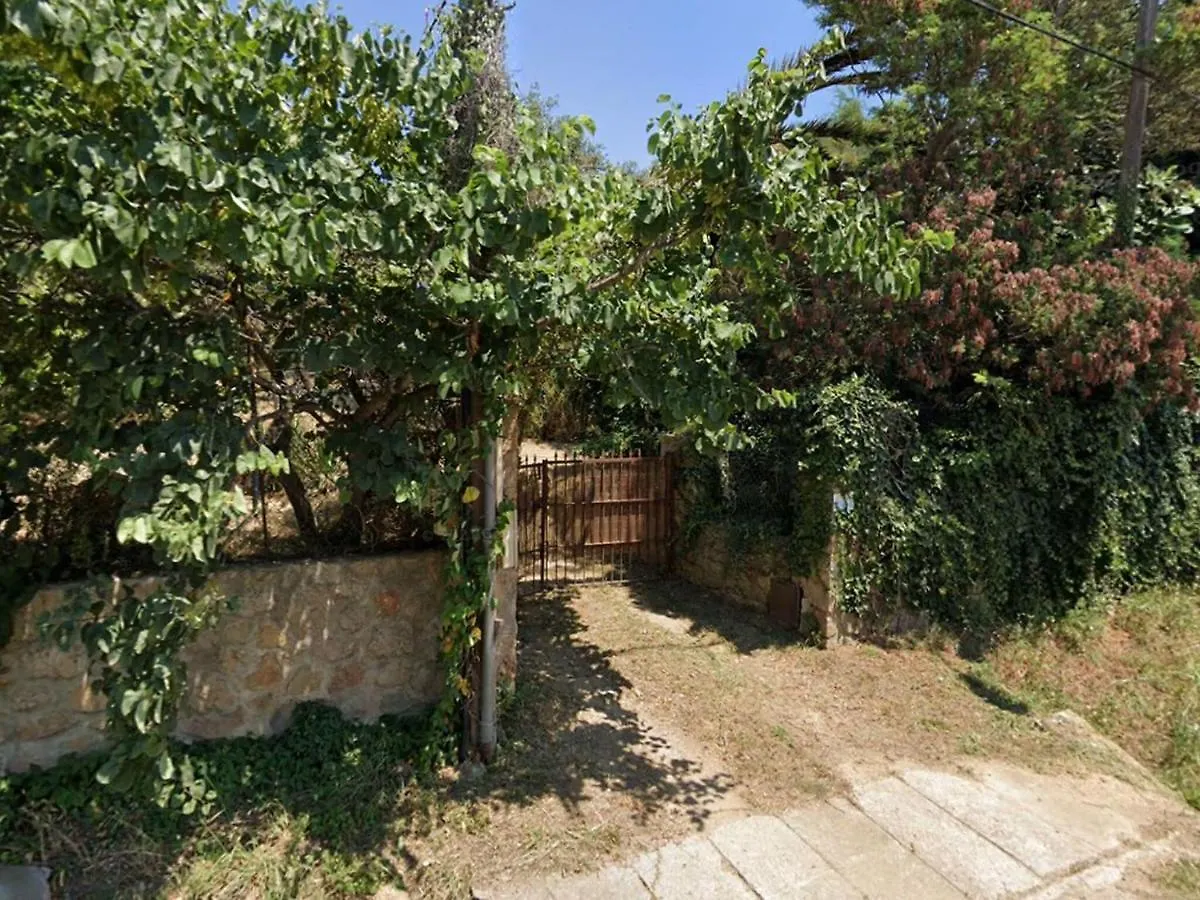 Rustic Holiday Home Les Corts Del Mas Virrei Χιρόνα
